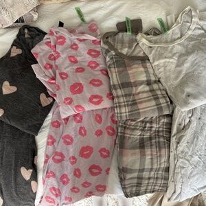 BUNDLE OF 4 PAIRS OF HONEYDEW PJ SETS